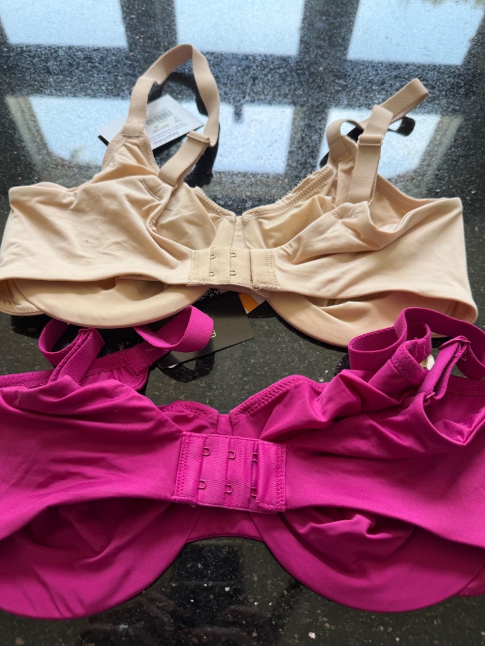 2 Bras! - Wacoal Unlined Underwire Bras in Sand & Berry, 34DD (~34E) NWT's - Picture 2 of 2